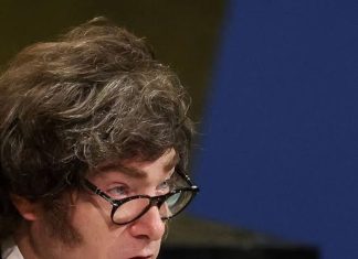 Mais de 32 mil empresas fecharam durante o governo Javier Milei na Argentina